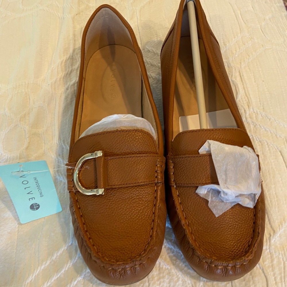 Easy Spirit Mink Flat Loafer 9W